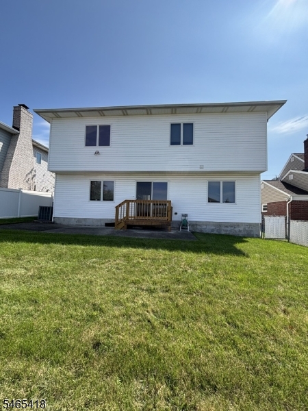 main property photo 20