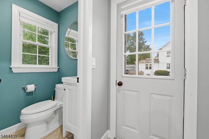main property photo 14