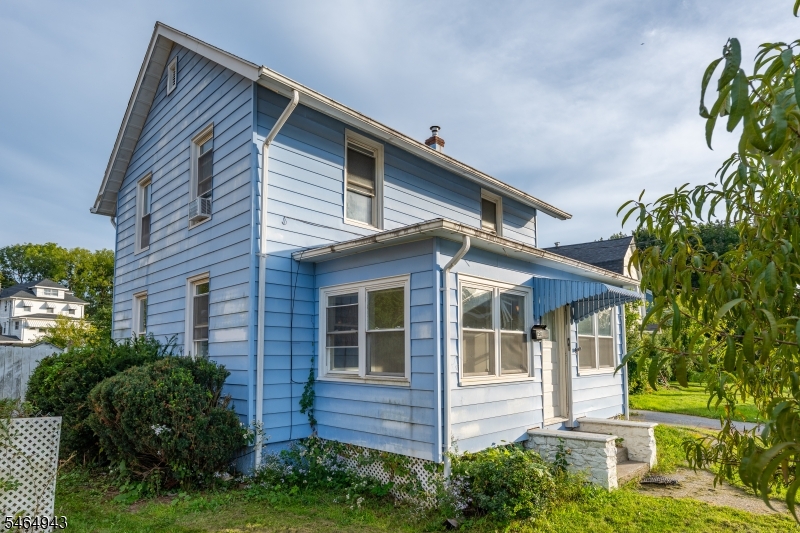 main property photo 3