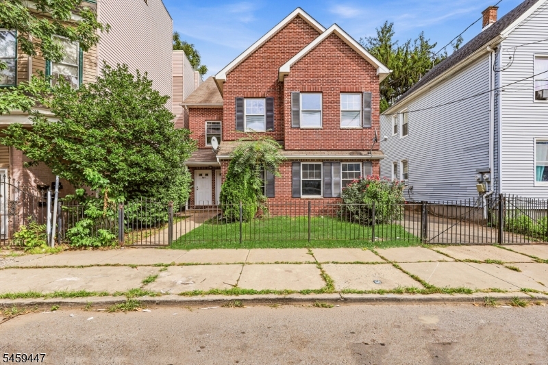 main property photo 1