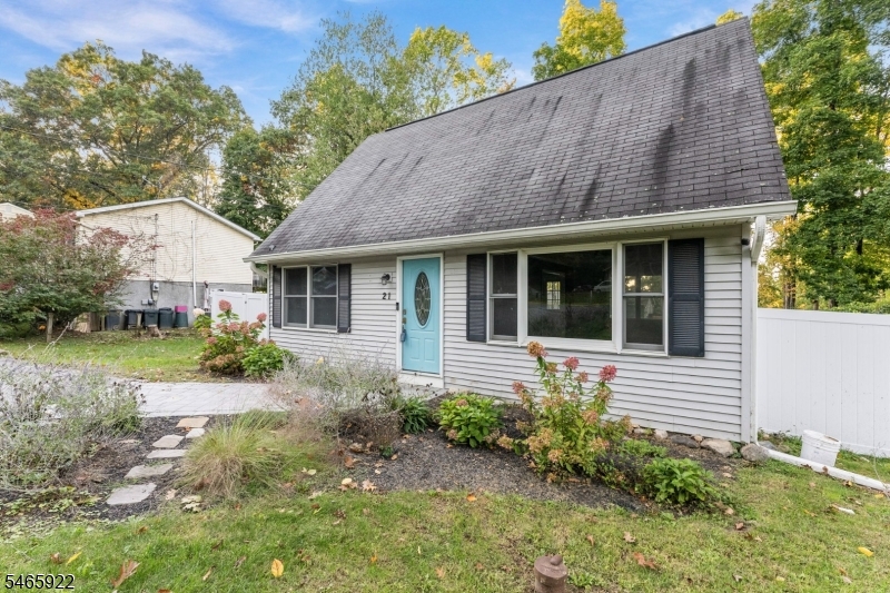 main property photo 3