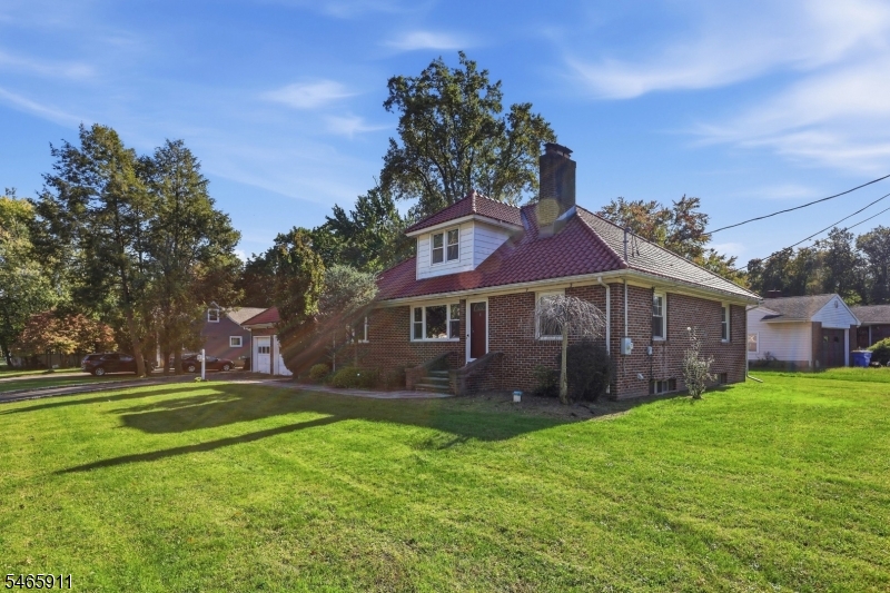 main property photo 2