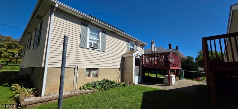 main property photo 13