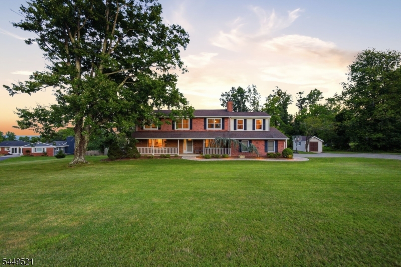main property photo 4