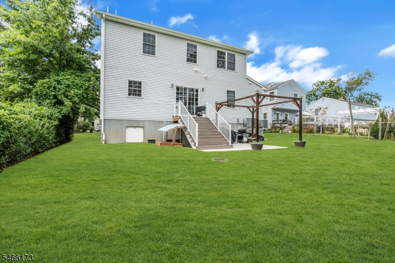 main property photo 42