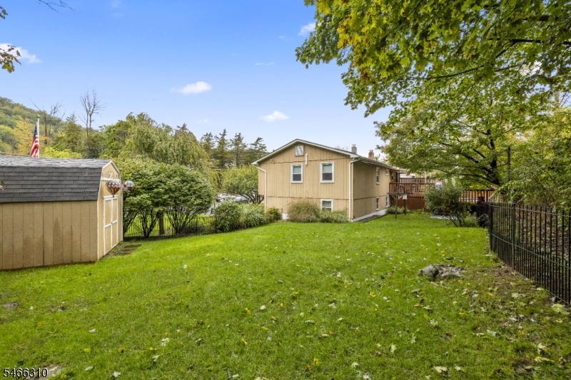 main property photo 19