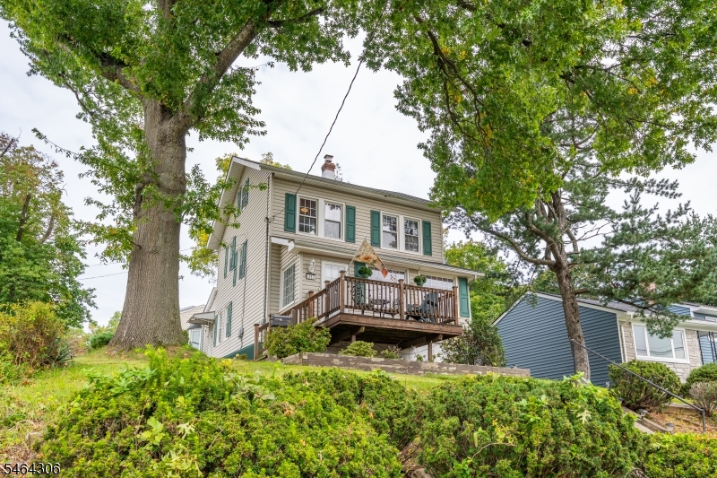 main property photo 43