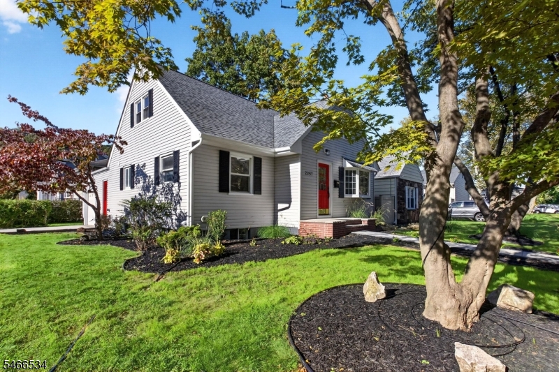 main property photo 2