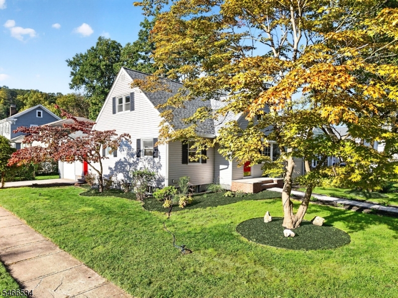 main property photo 40