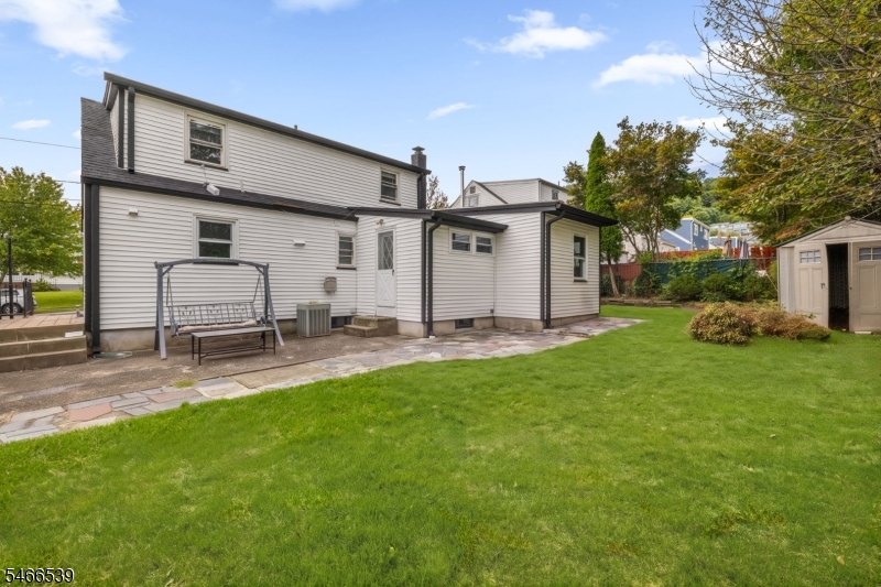main property photo 35