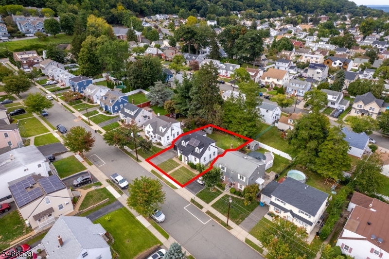 main property photo 43