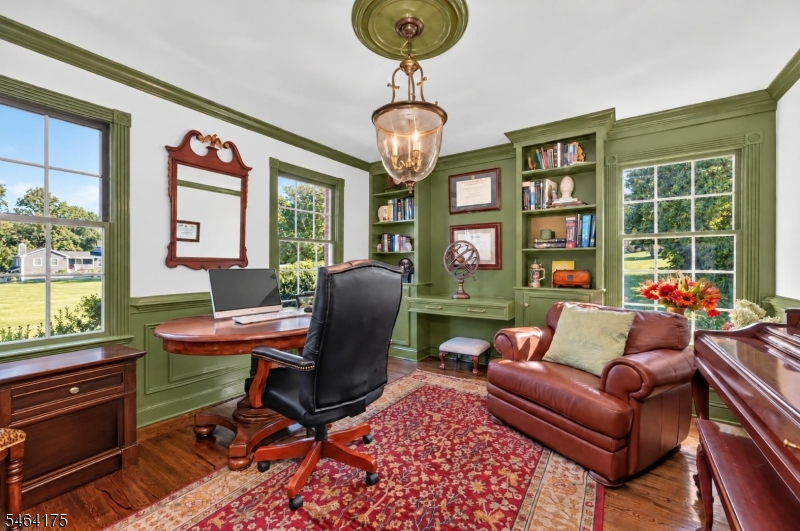 main property photo 5
