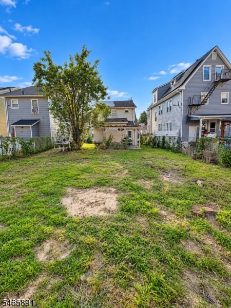 main property photo 12