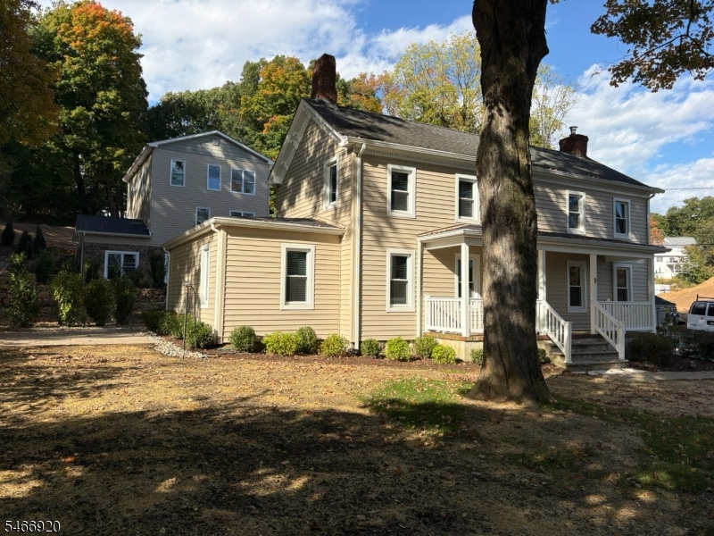main property photo 34