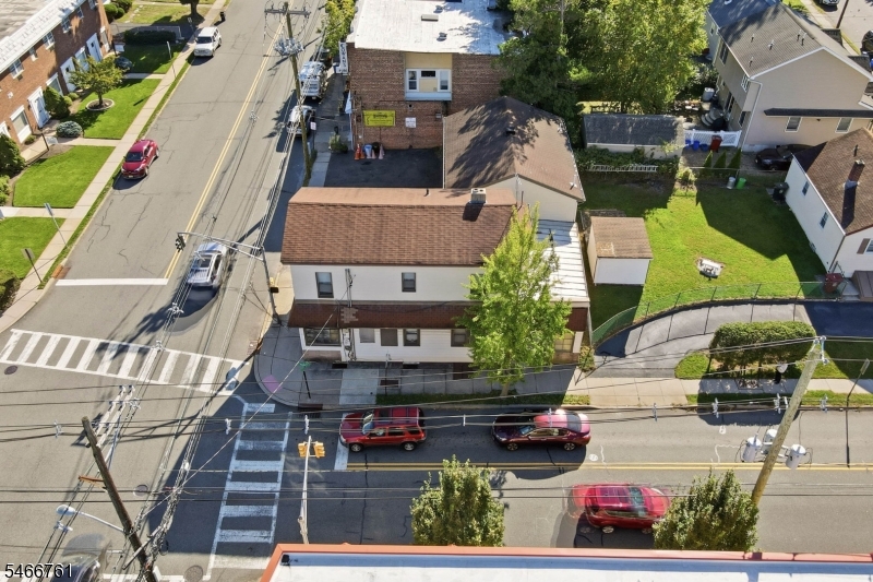 main property photo 12