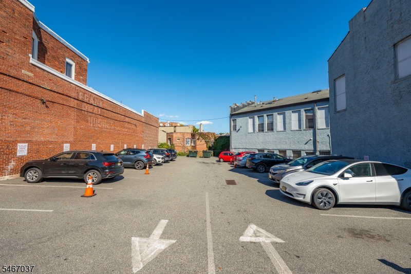 main property photo 29