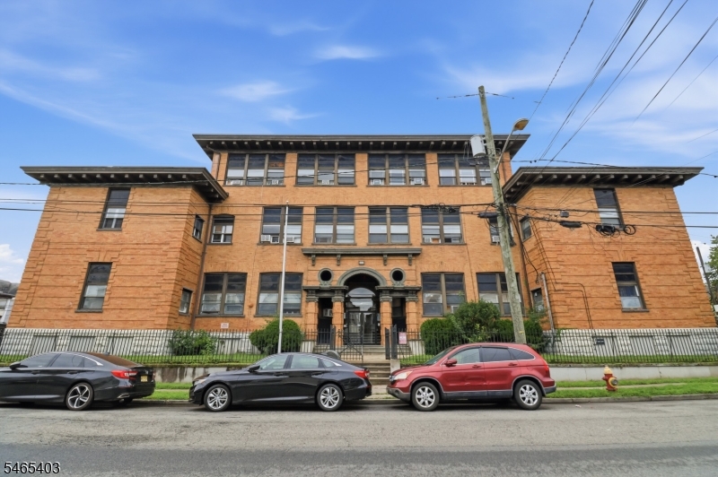 main property photo 14