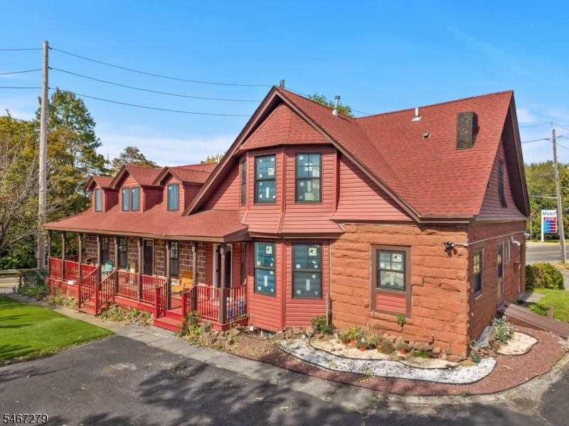 main property photo 0