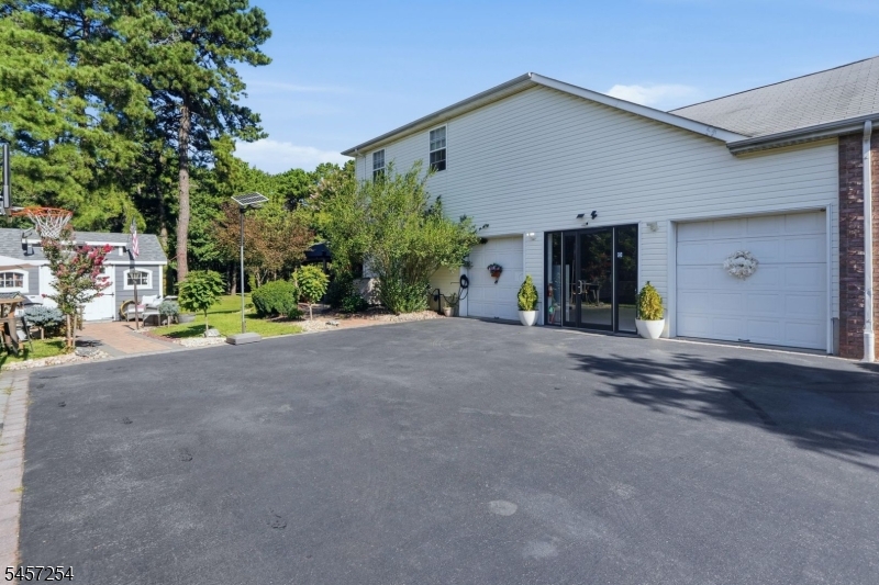 main property photo 44