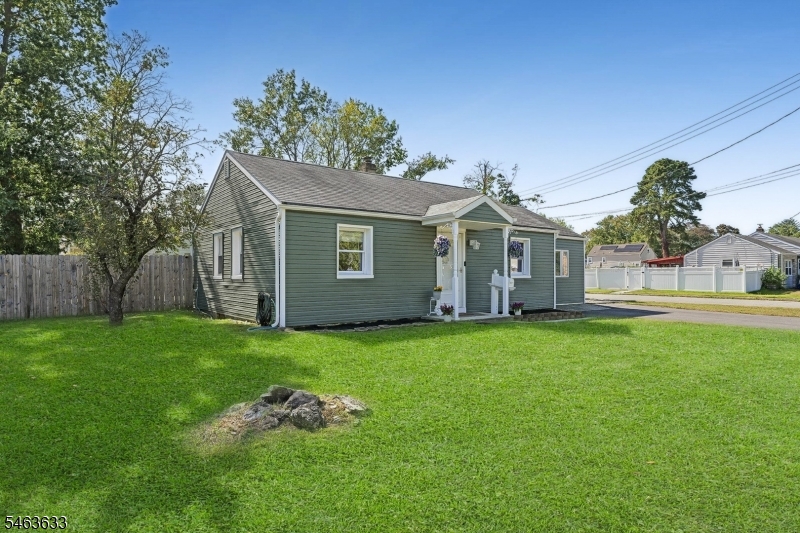 main property photo 31