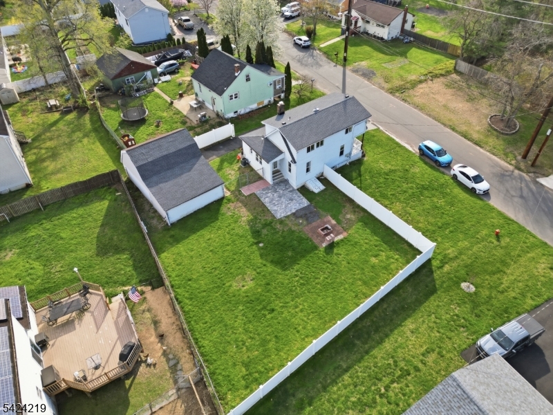 main property photo 29