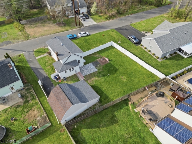 main property photo 31