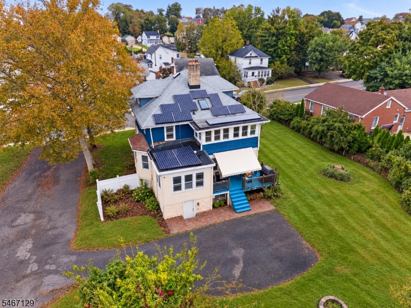 main property photo 22