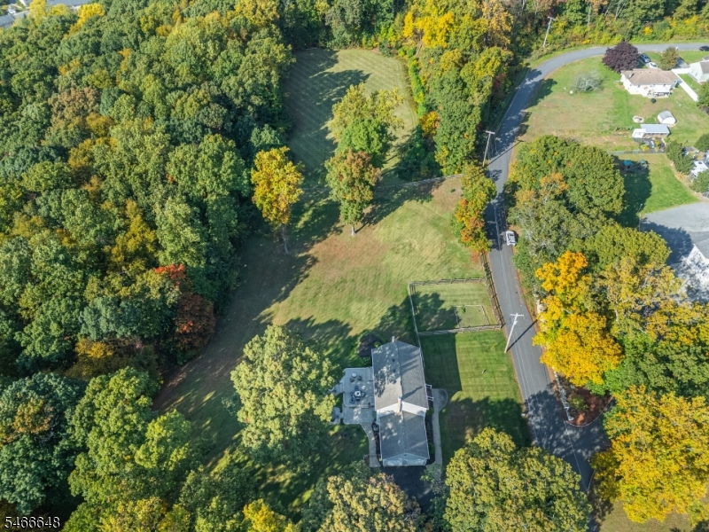 main property photo 47
