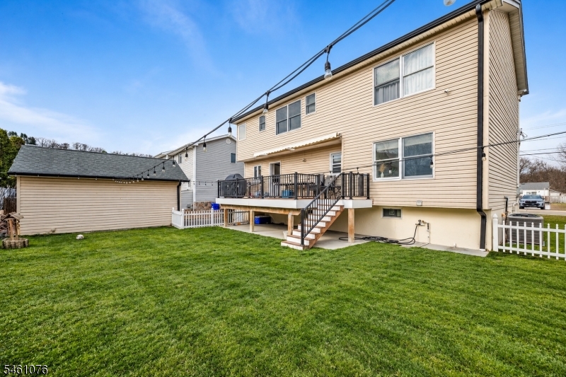 main property photo 44