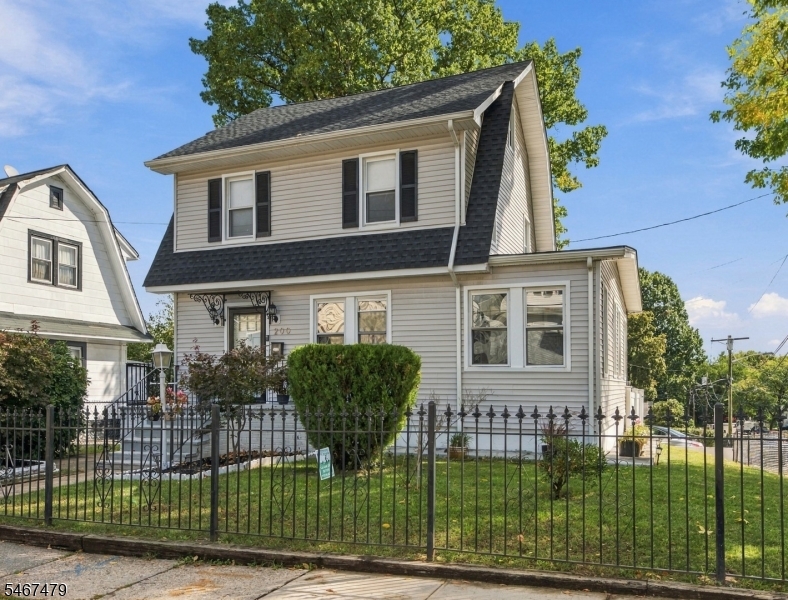 main property photo 27