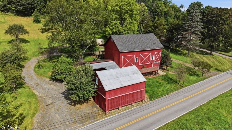 main property photo 43