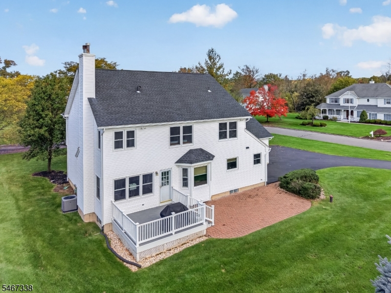 main property photo 45