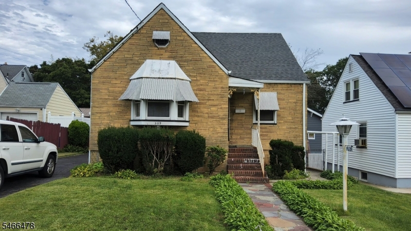 main property photo 2