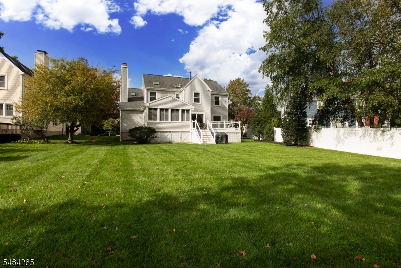 main property photo 32