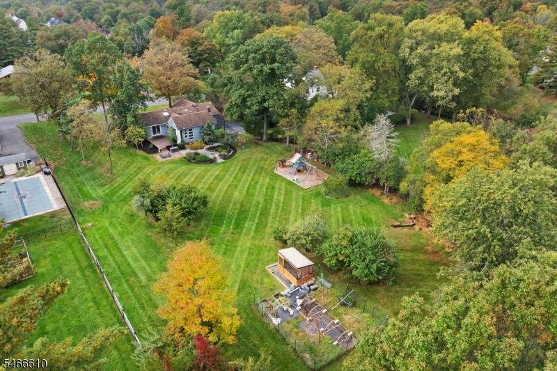 main property photo 35