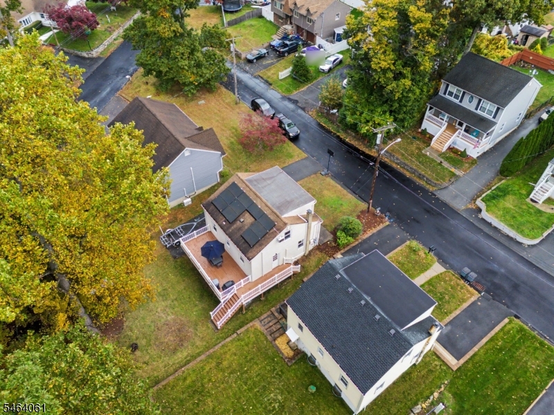 main property photo 40
