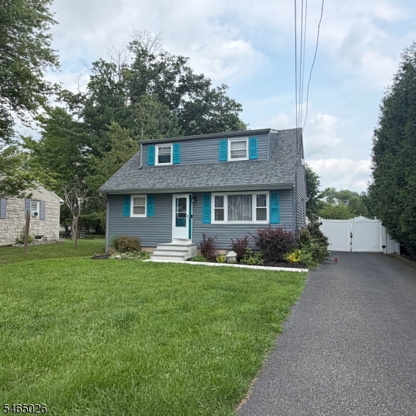 main property photo 14