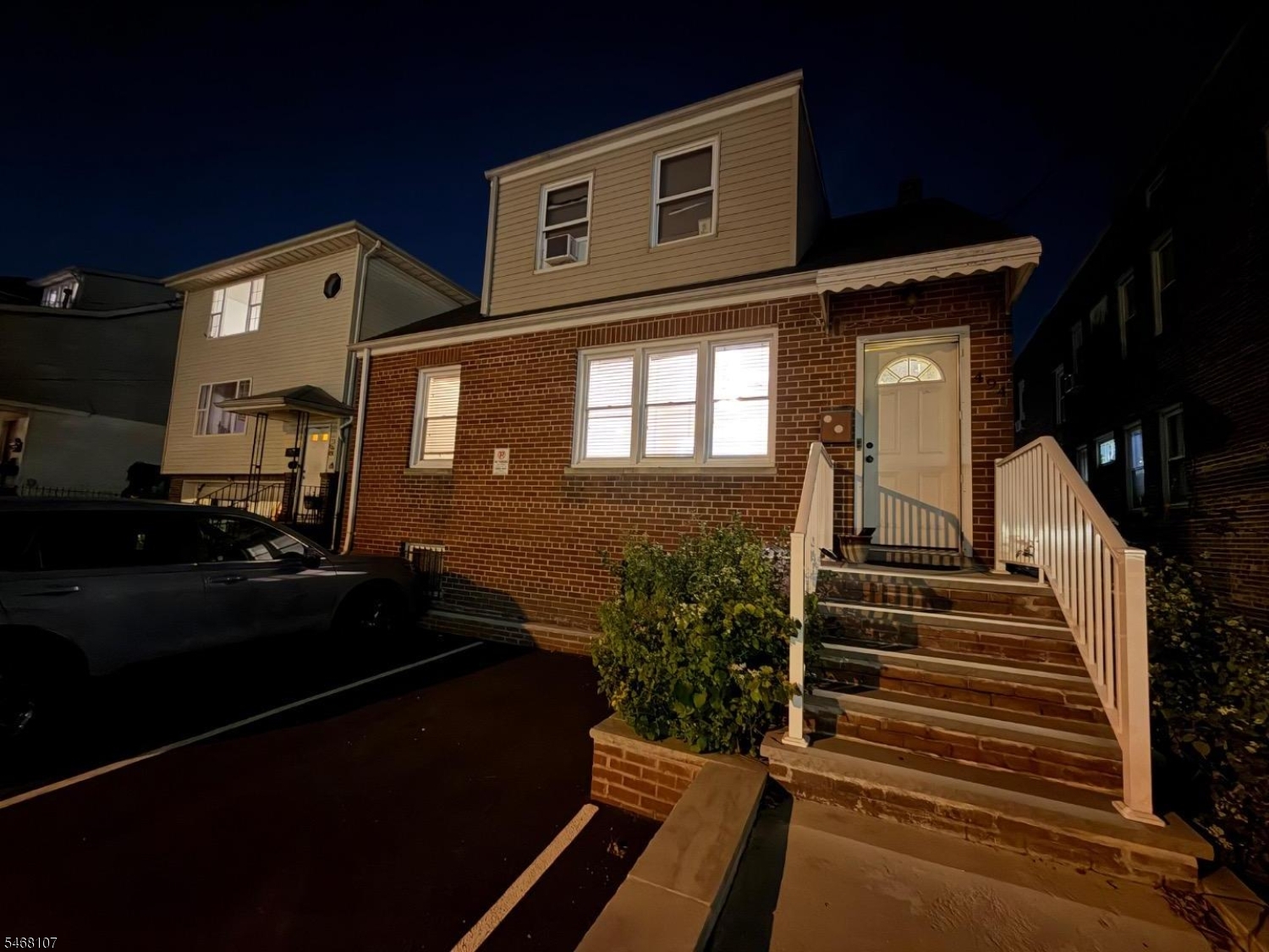 main property photo 18