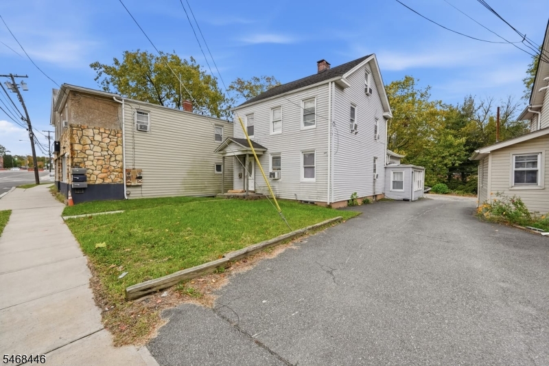 main property photo 7