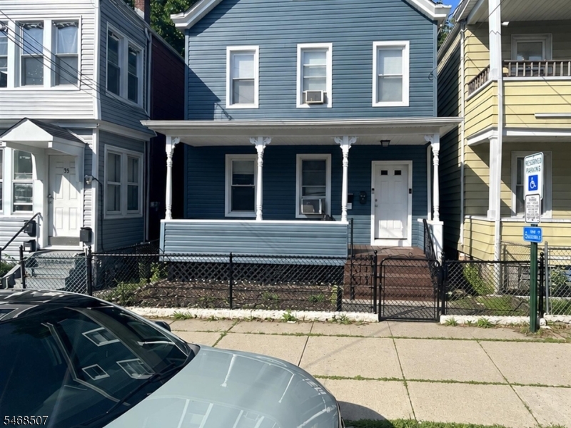 main property photo 9