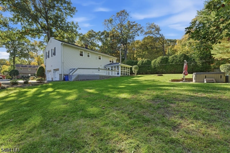 main property photo 31