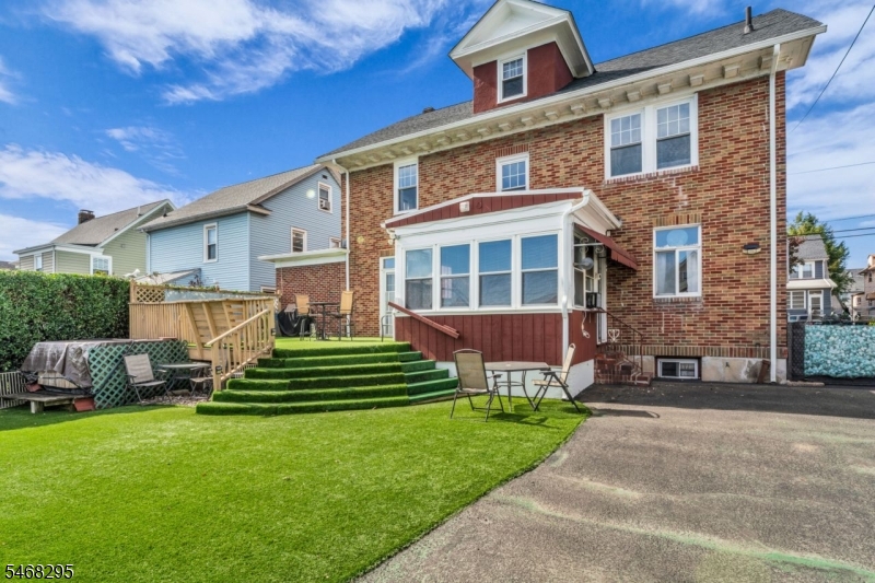 main property photo 49