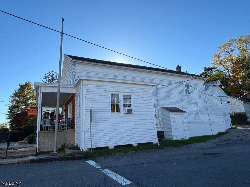 main property photo 5