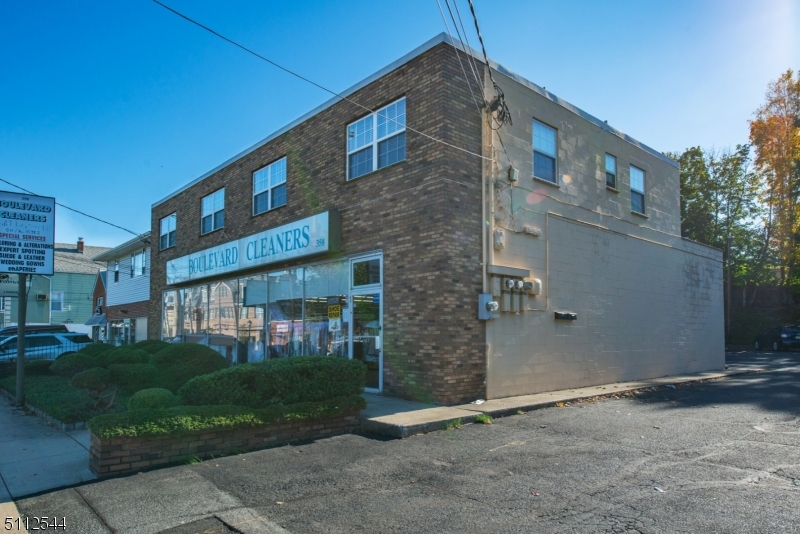 main property photo 20