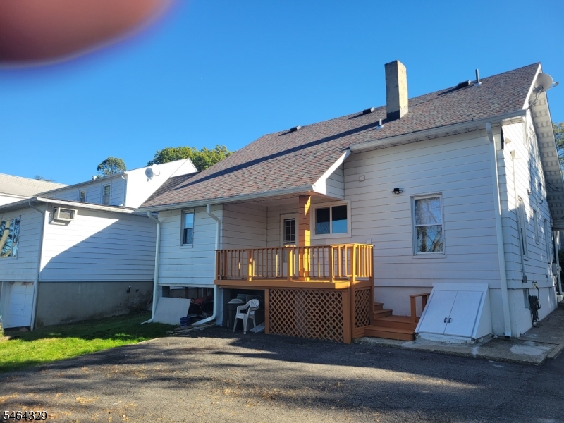 main property photo 9