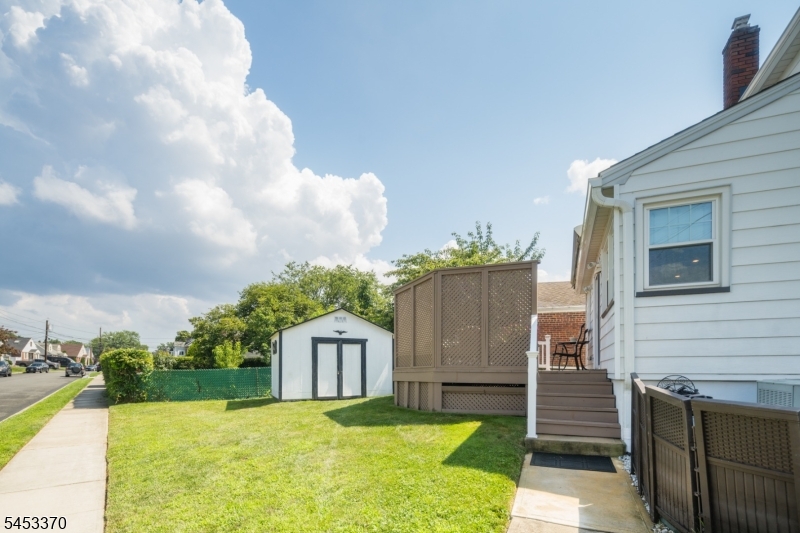 main property photo 38