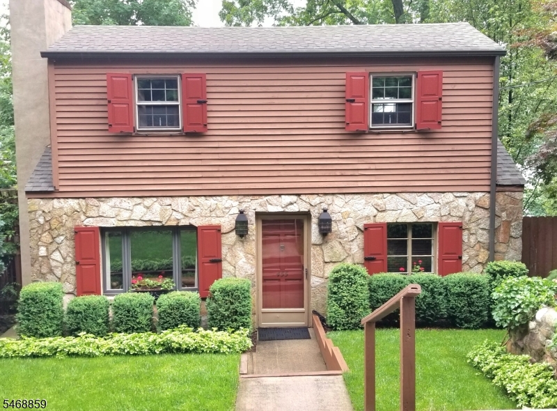 main property photo 0