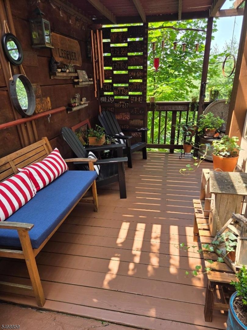 main property photo 28
