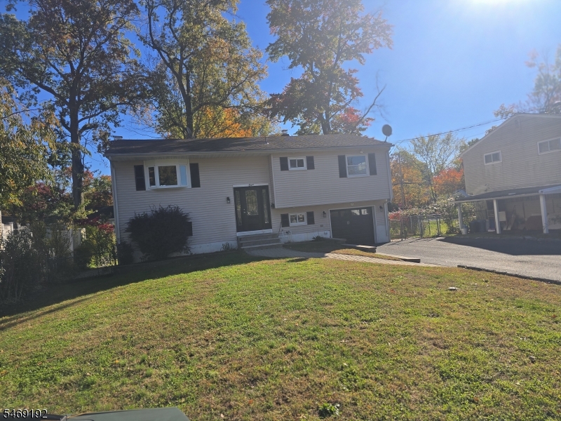 main property photo 32