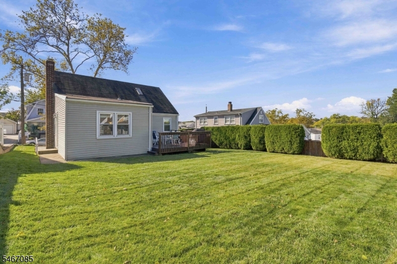 main property photo 23